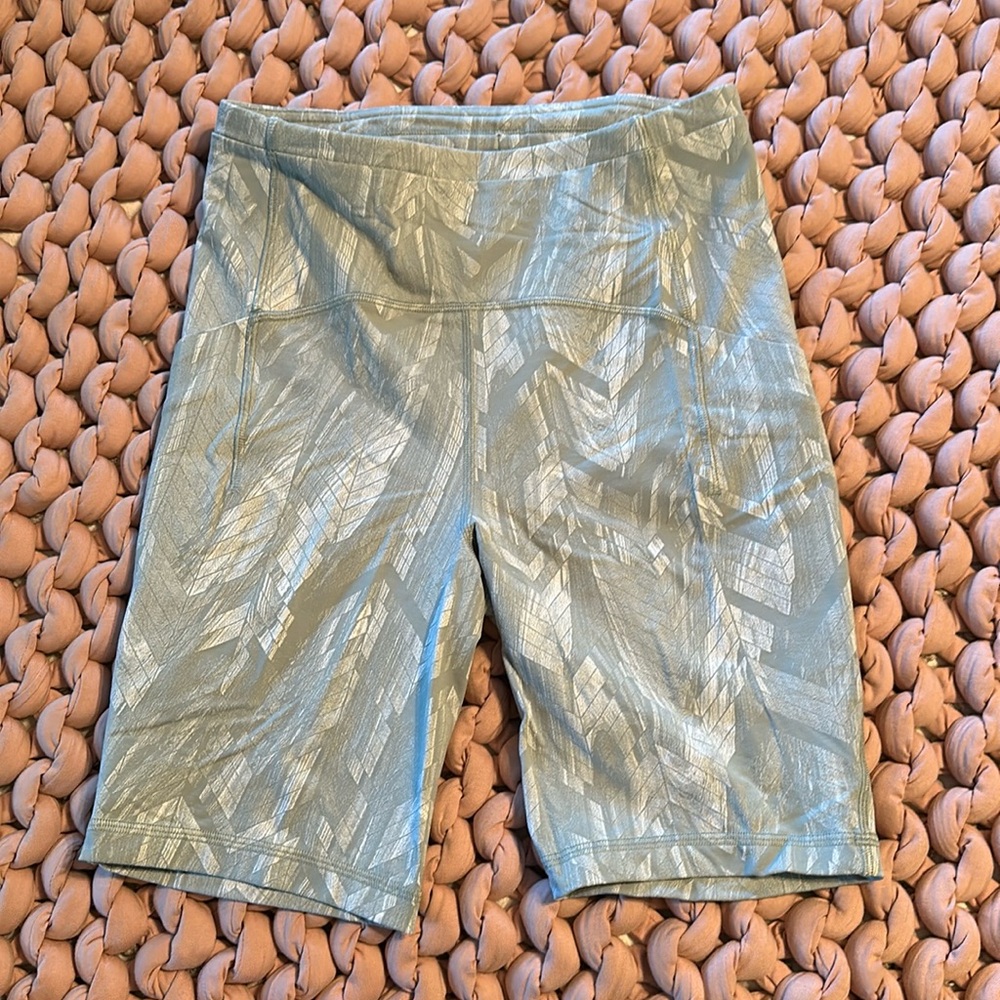 Lululemon fast and free 8”